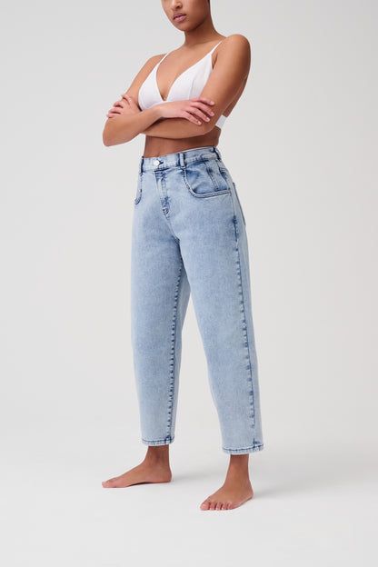Relaxed Denim High Rise Pants